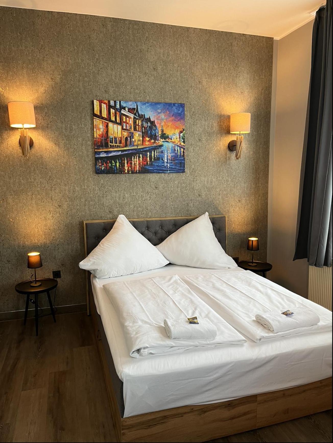 Hotel Restaurant Zum Loewen Дуйсбург Екстериор снимка